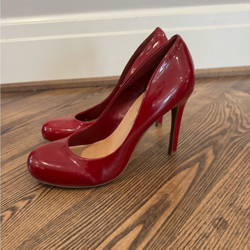 Jessica Simpson Burgundy Heels